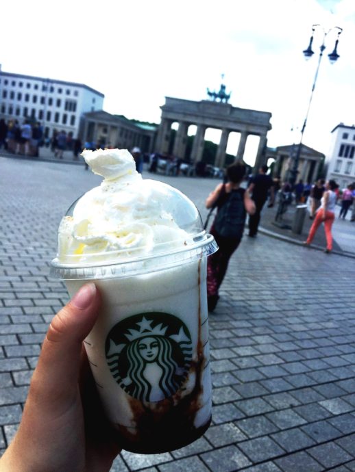 Starbucks Brandenburger Tor Berlin