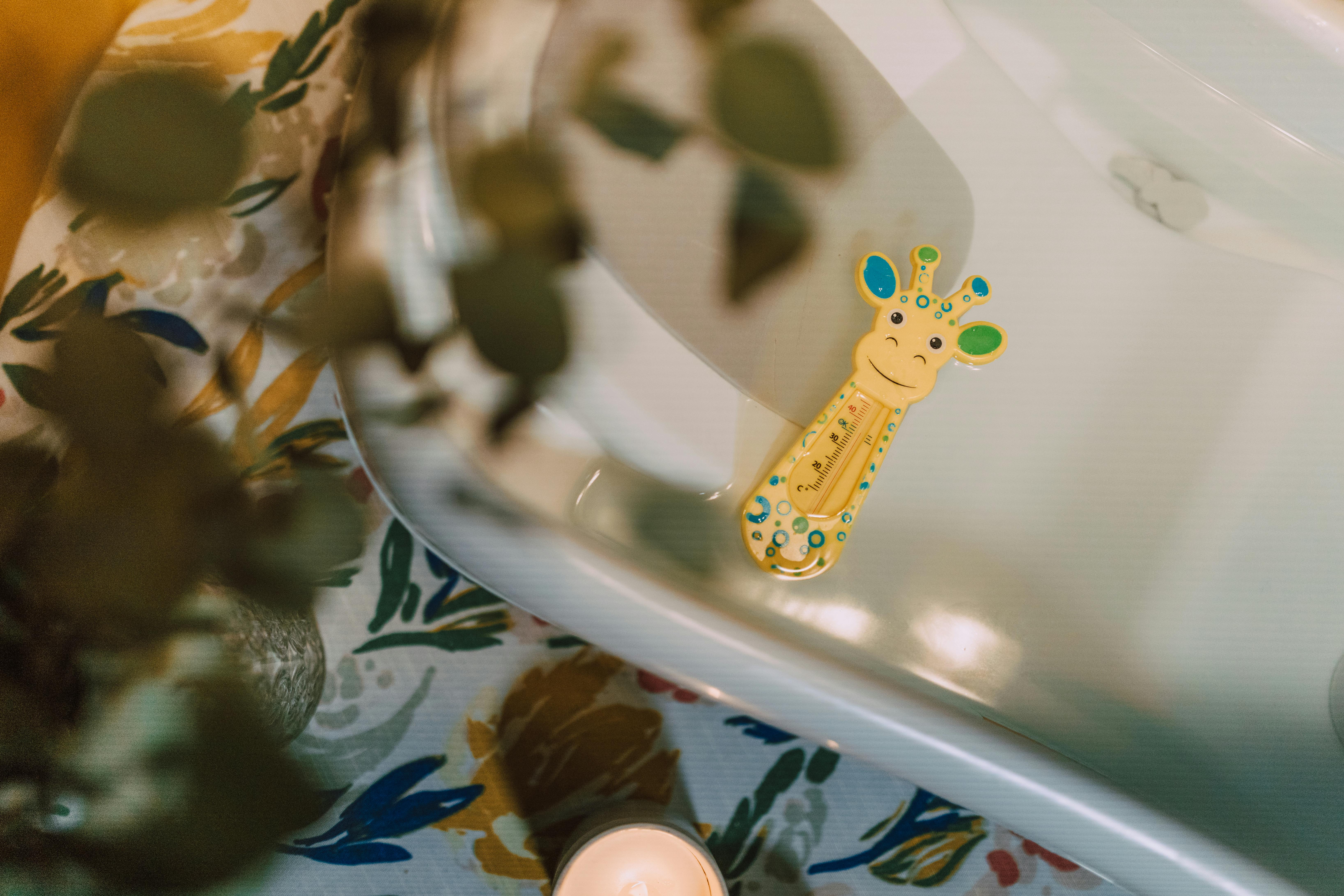 Babywanne mit Bade-Thermometer – Rotho Babydesign TOP Klassiker mit Zubehör