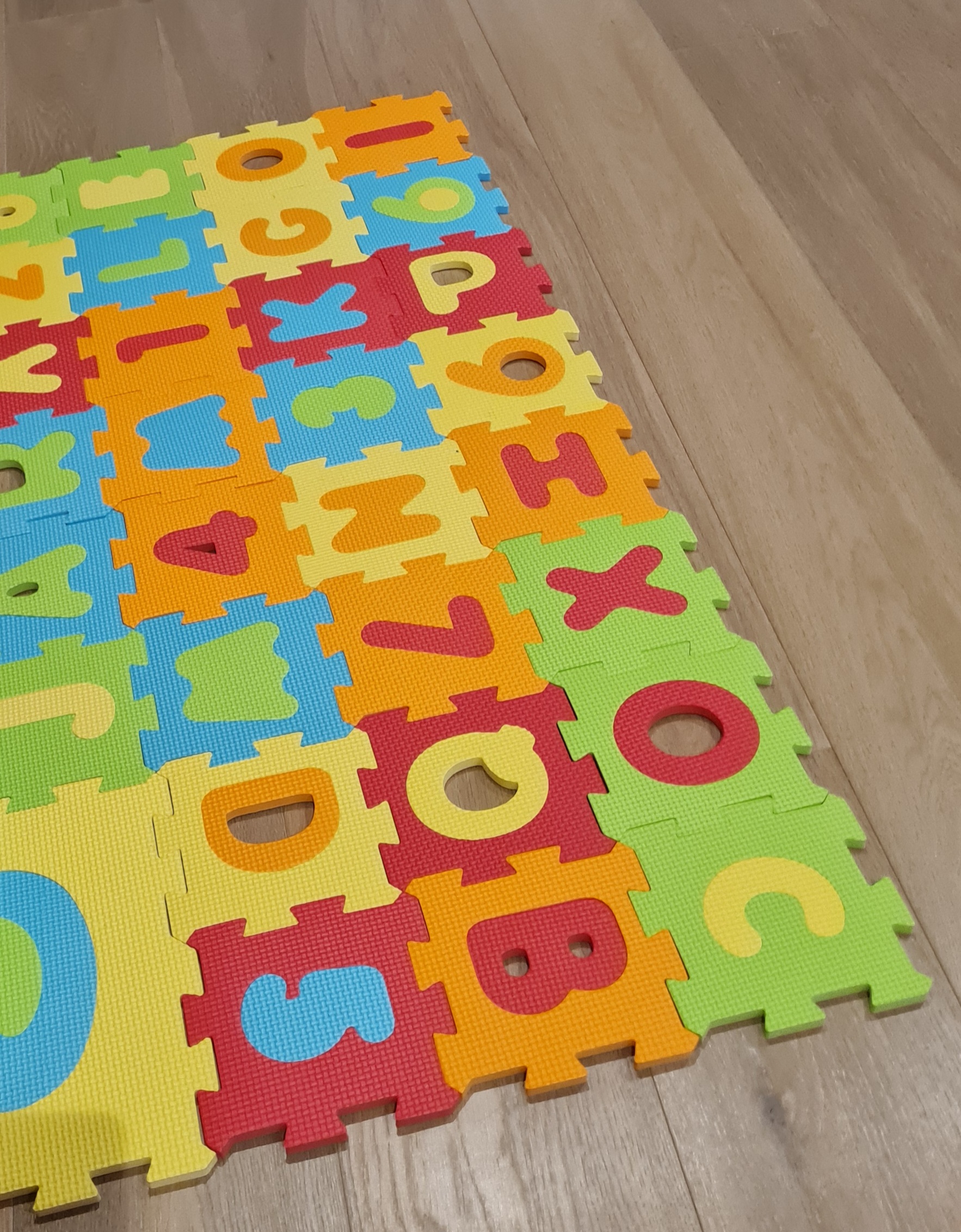 Bunte Puzzlematte Baby – TÜV-geprüfte EVA-Schaum Spielmatte zum Krabbeln