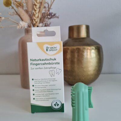 Fingerzahnbürste Baby: Naturkautschuk von Grünspecht im Test