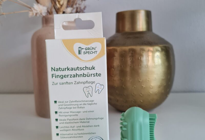 Fingerzahnbürste Baby: Naturkautschuk von Grünspecht im Test